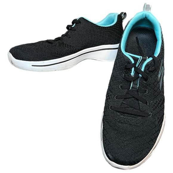 Skechers Women's Go Walk Arch Fit Unify Sneaker - Size 8.5 - Picture 7 of 7